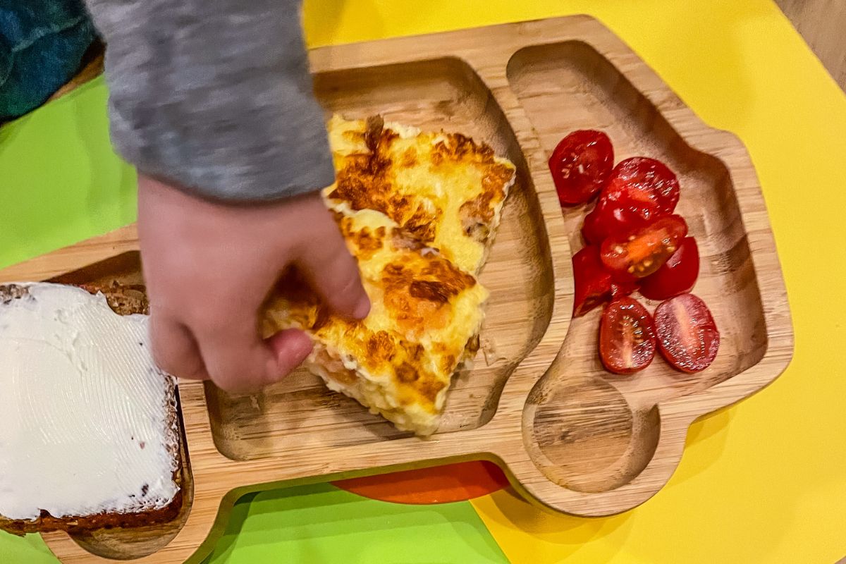 Sajtos-lazacos frittata